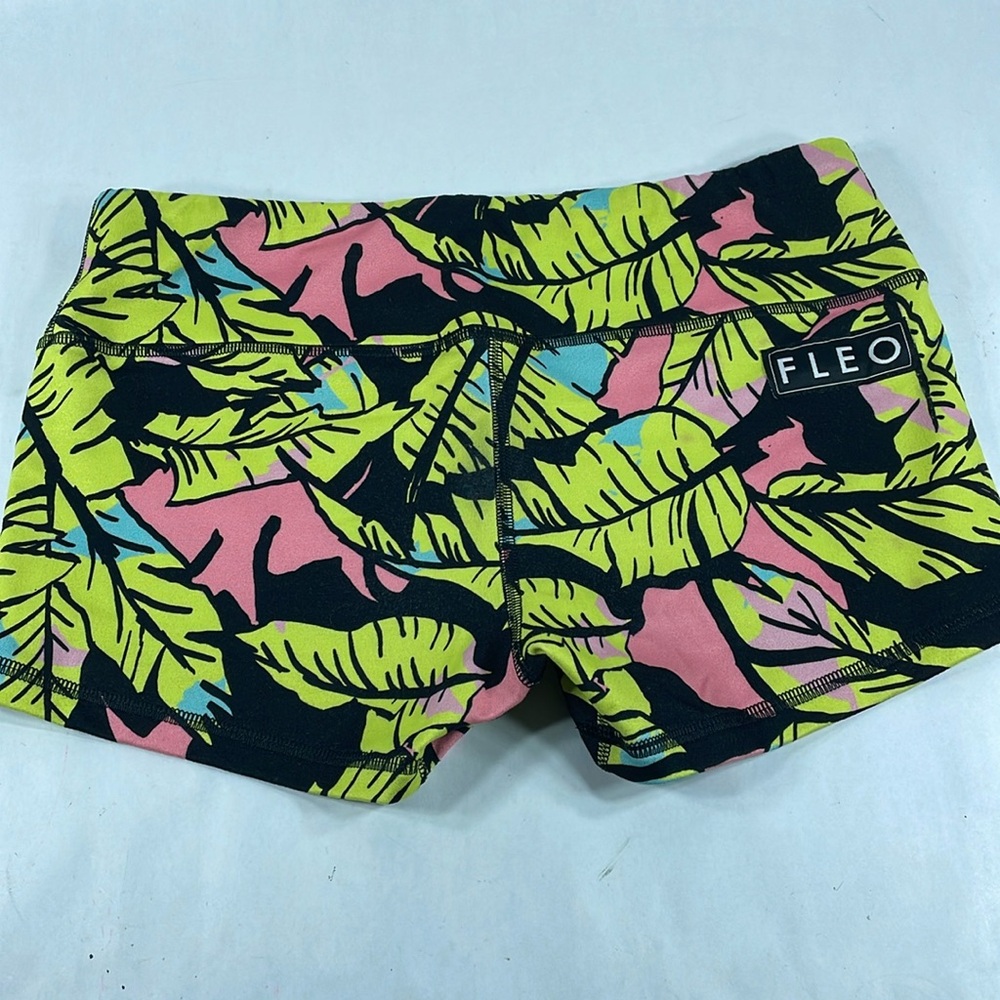 Fleo medium original shorts